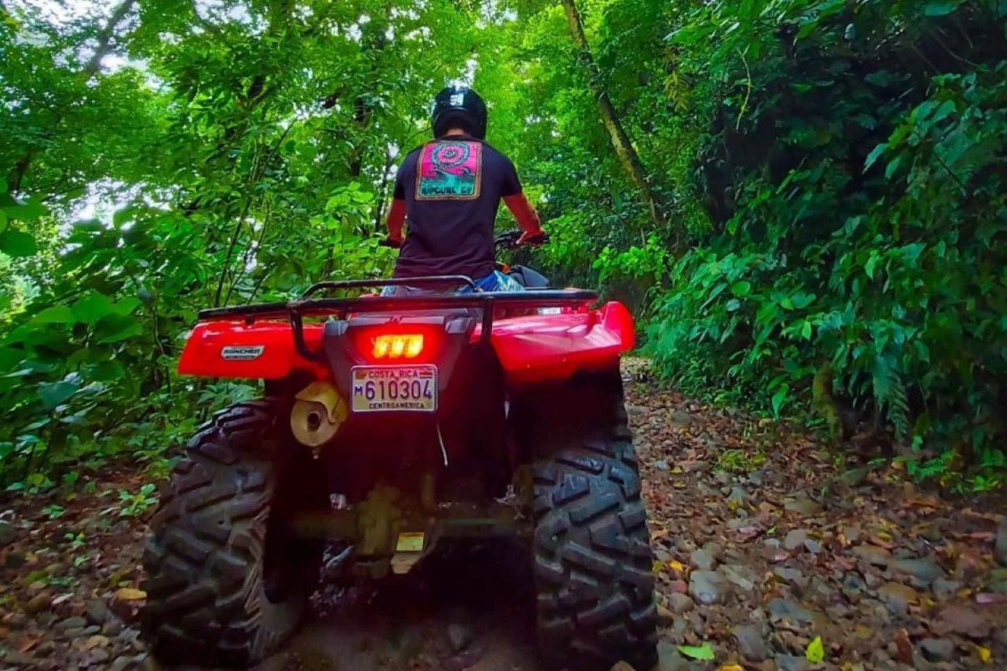 Aventura en vehículos todo terreno en Uvita